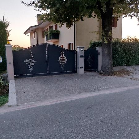 La Casa Di M : D M. Villa Breda di Piave Luaran gambar